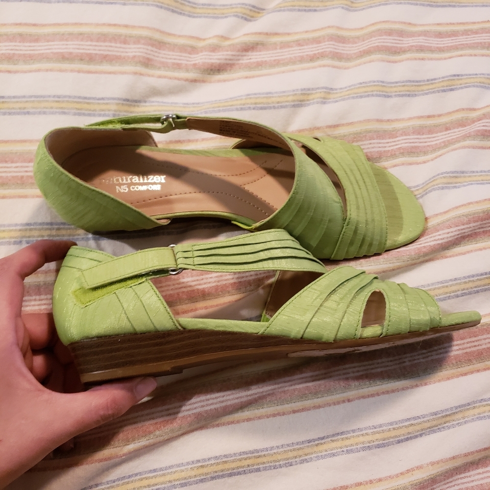 Naturalizer Sandals